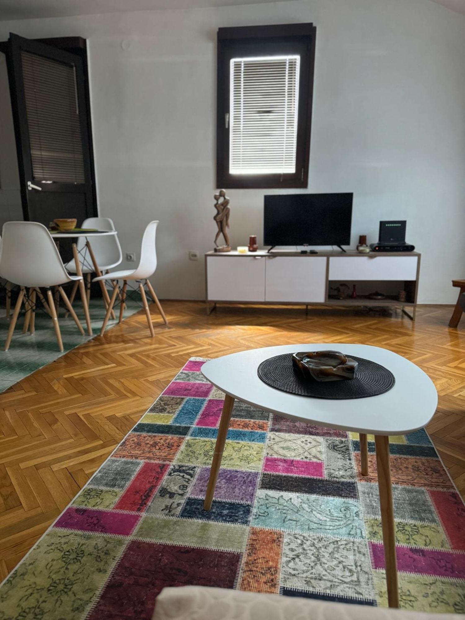 דירות פלוזינה Apartman “The View” מראה חיצוני תמונה
